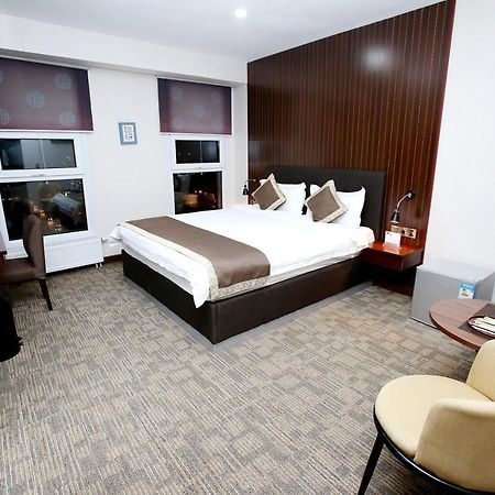 Ub Inn Hotel Ulaanbaatar Bagian luar foto