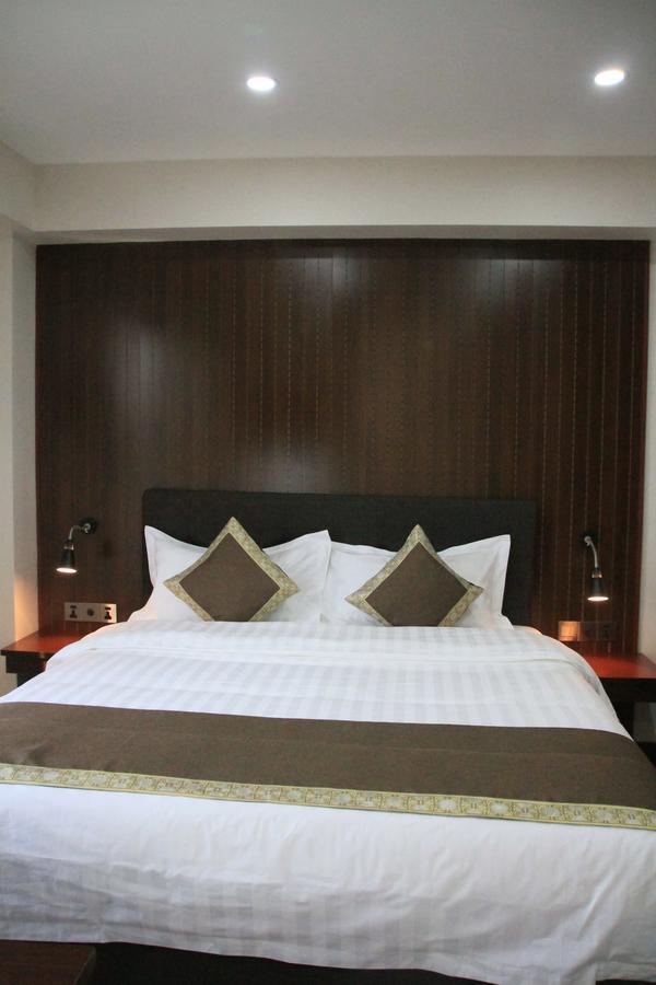 Ub Inn Hotel Ulaanbaatar Bagian luar foto