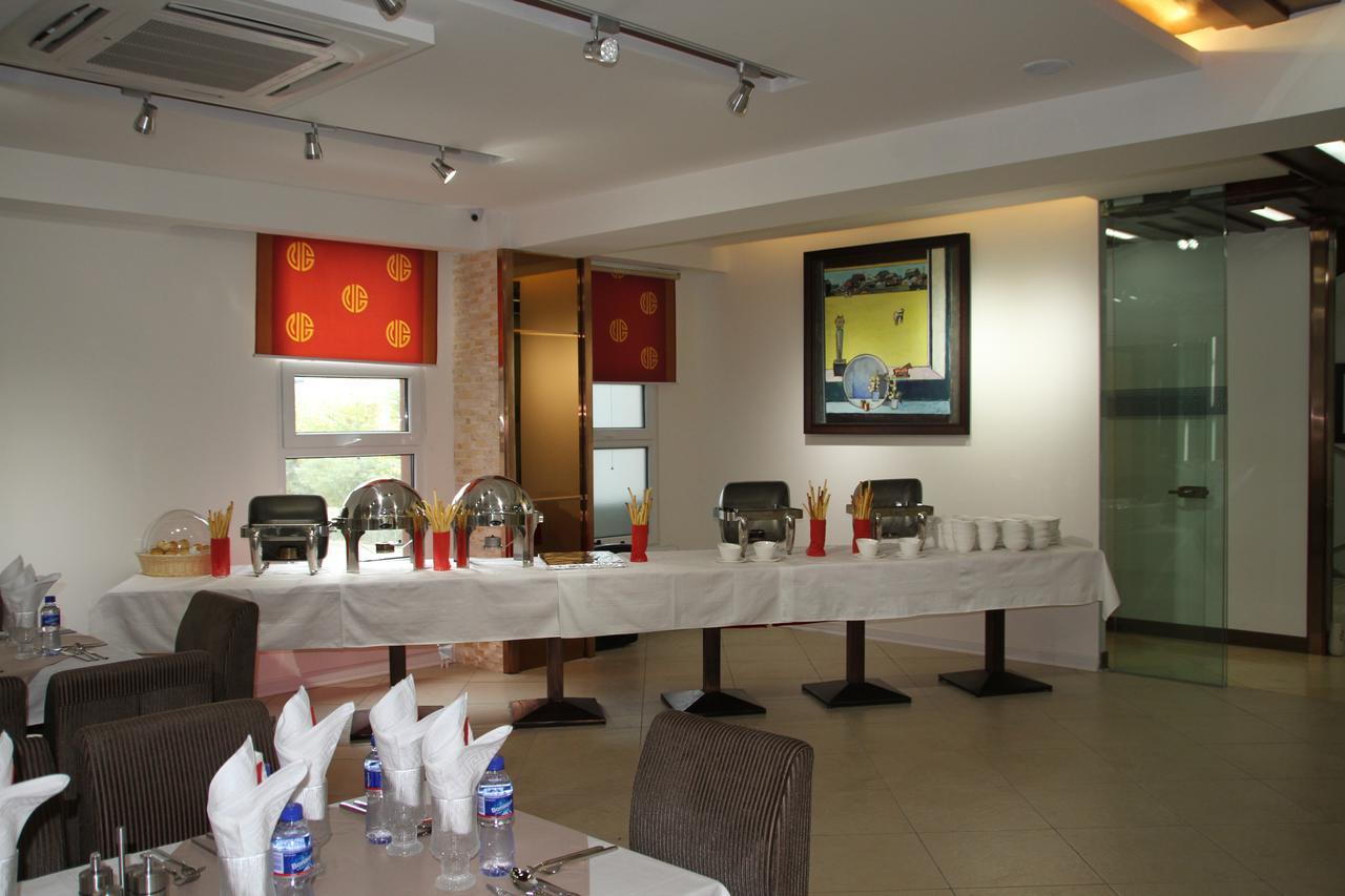 Ub Inn Hotel Ulaanbaatar Bagian luar foto